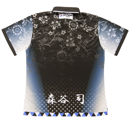 202006-01back_ANA6624